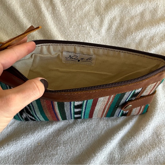 Nena & Co. Blue Lagoon Everything Clutch - Picture 5 of 5